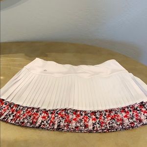 Bolle tennis skirt.